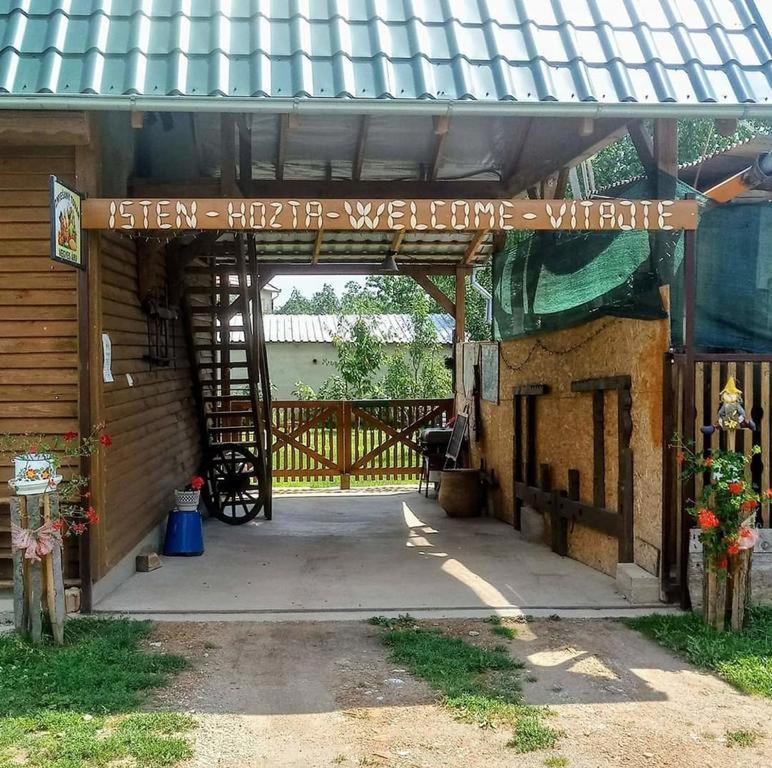 Vidiecky Dom Stara Basta Exteriér fotografie
